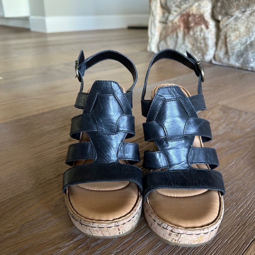 Børn Bernese Cage Wedge Sandal In Black Leather - Picture 3 of 12